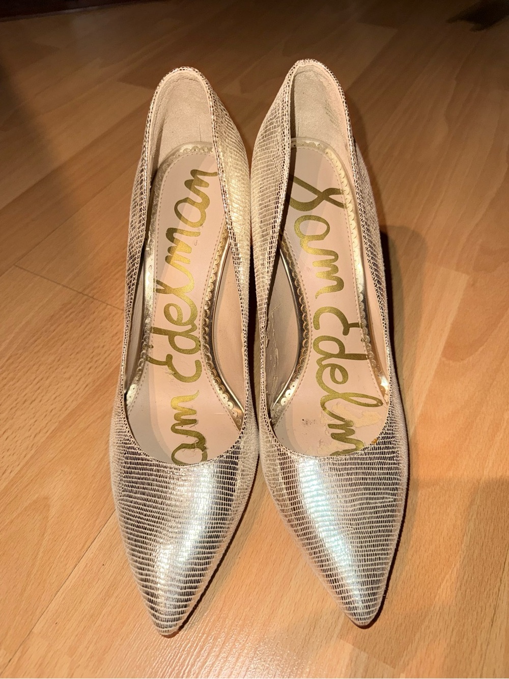 Sam Edelman Hazel Metallic Cream Pointed Pumps